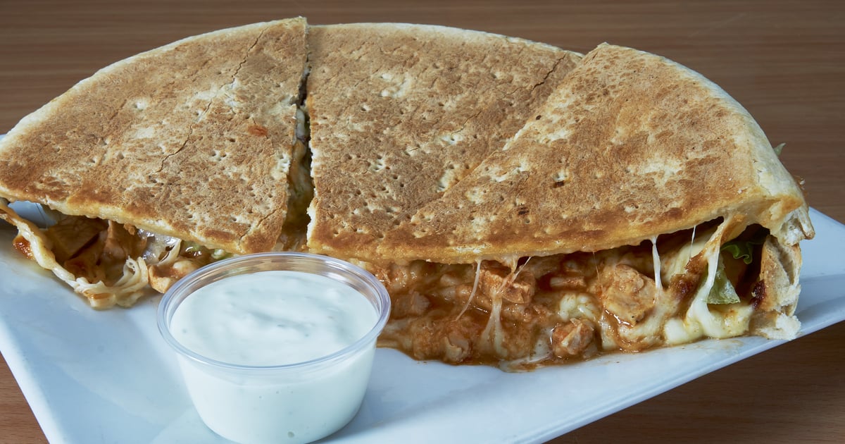 Buffalo Chicken Pizza Sandwich Pizzeria Menu Sicilia S Pizzeria