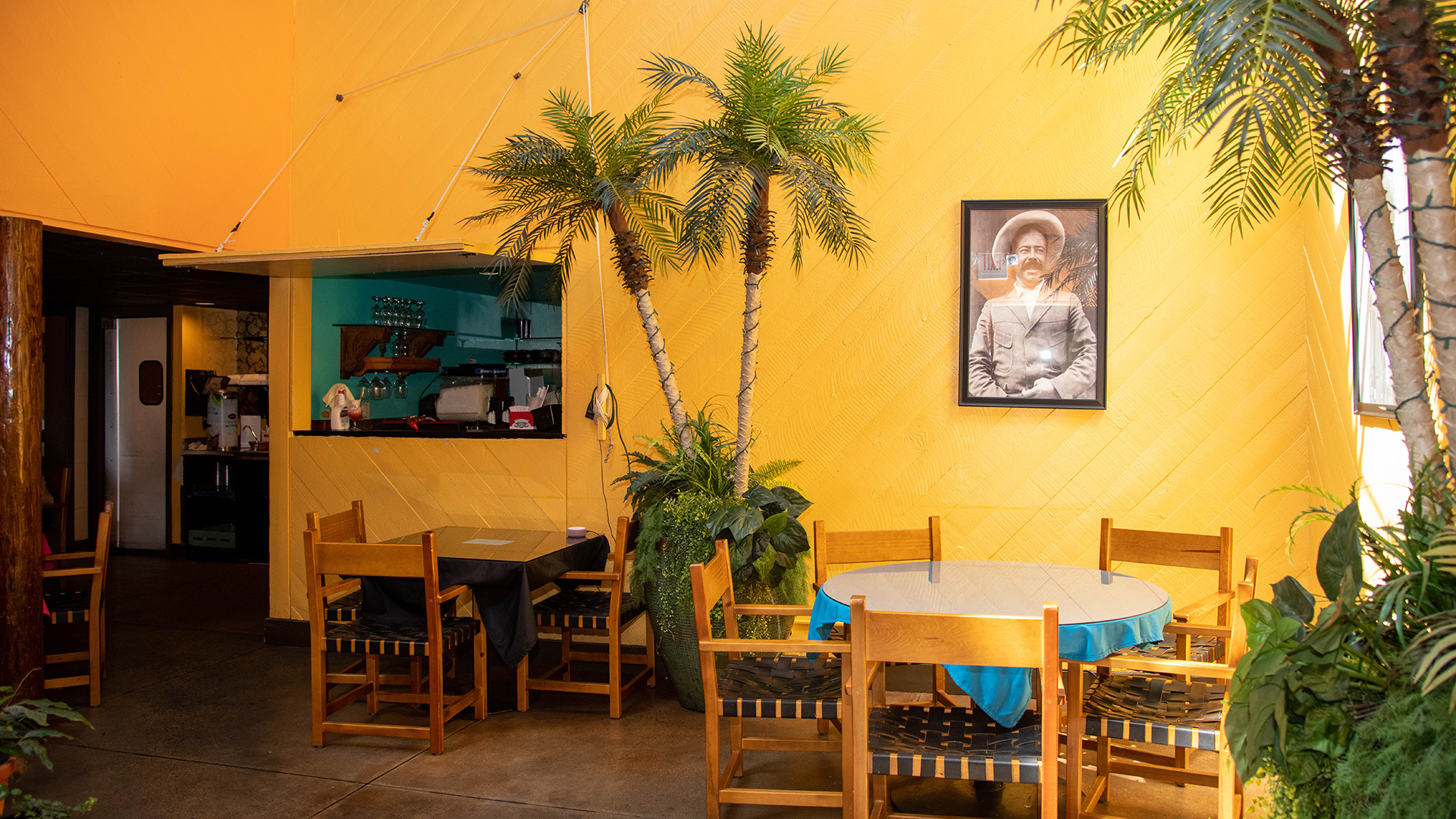 Tu-yang 2yang 2yangsta bodega 8号線 take1 BODEGA 8, Tijuana - Blvd. Aguacaliente 10387 Col. Cacho