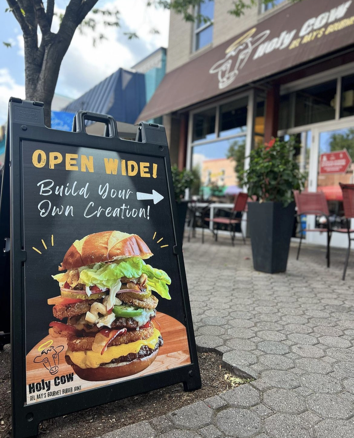 Holy Cow - Restaurant in Alexandria, VA