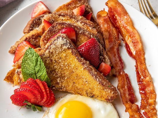 Seafood Mac N' Cheese - Just Brunch | Best Breakfast & Brunch in