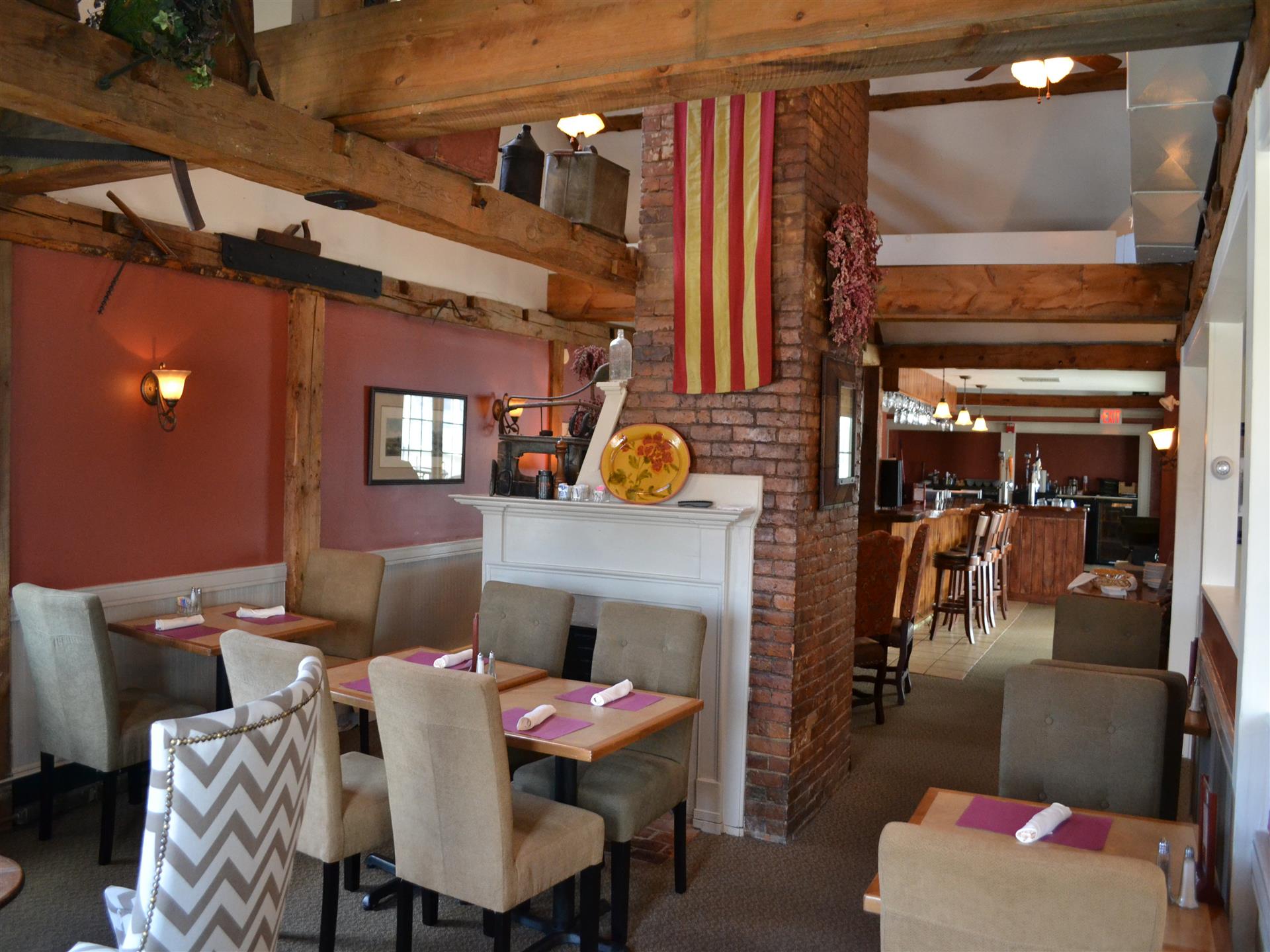 Discover the Charm of Coach Stop Restaurant in Londonderry, NH