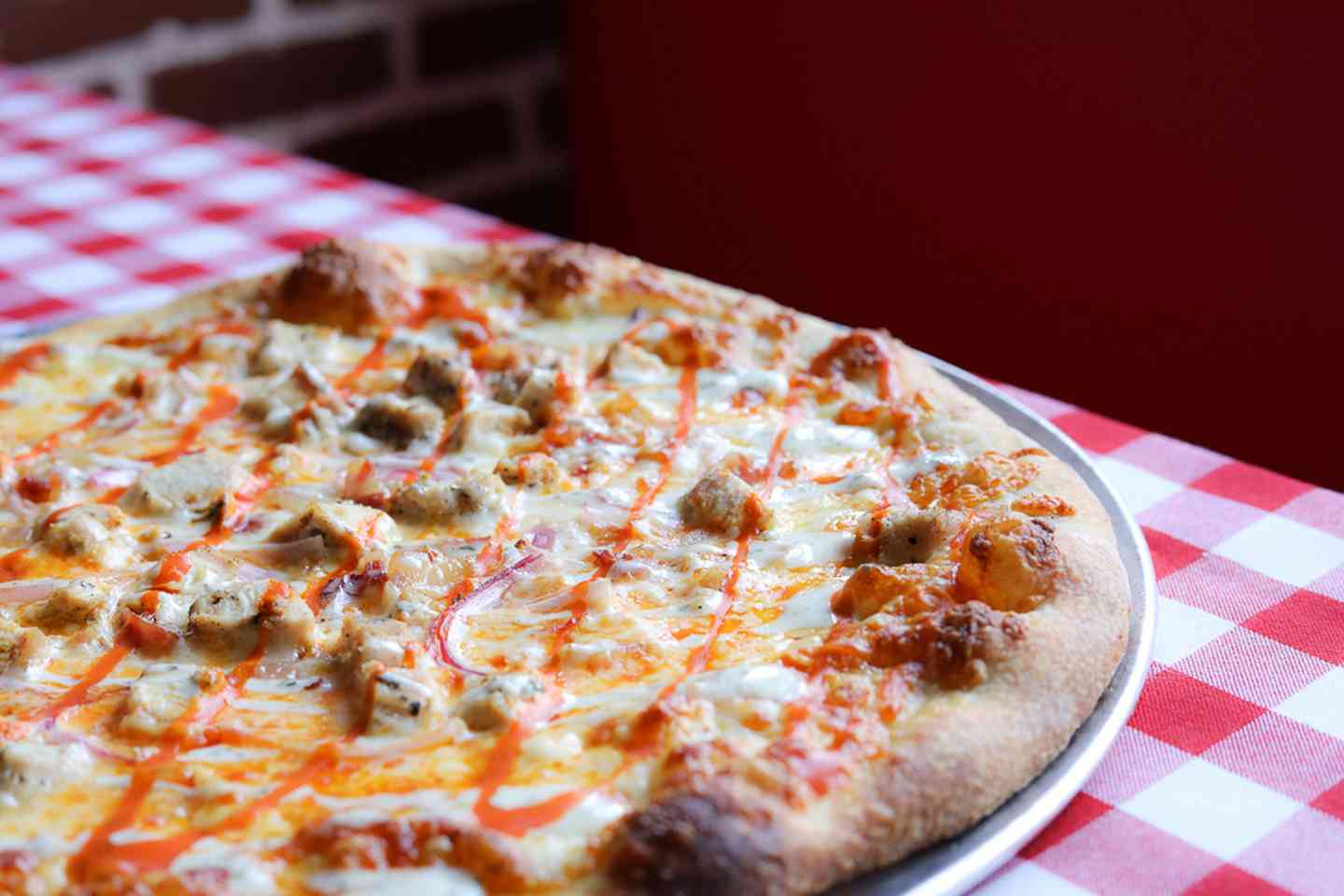 buffalo chicken pizza