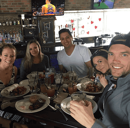 FOOD & ATMOSPHERE