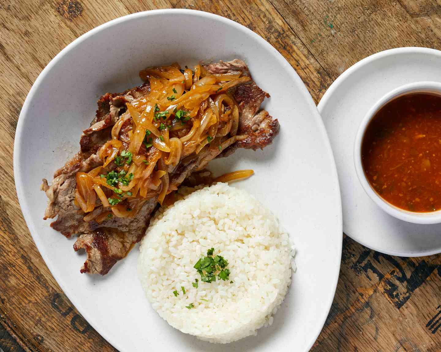 Bistec Encebollado / Steak & Onions