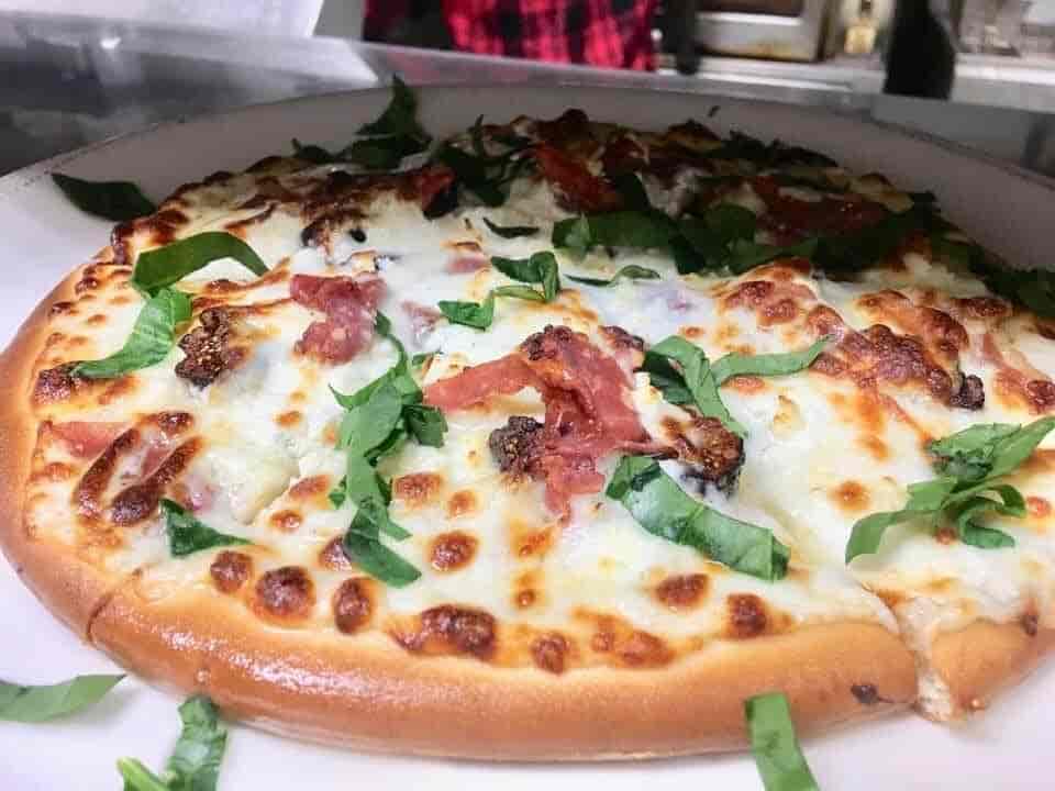 Small Pig & Fig Pizza
