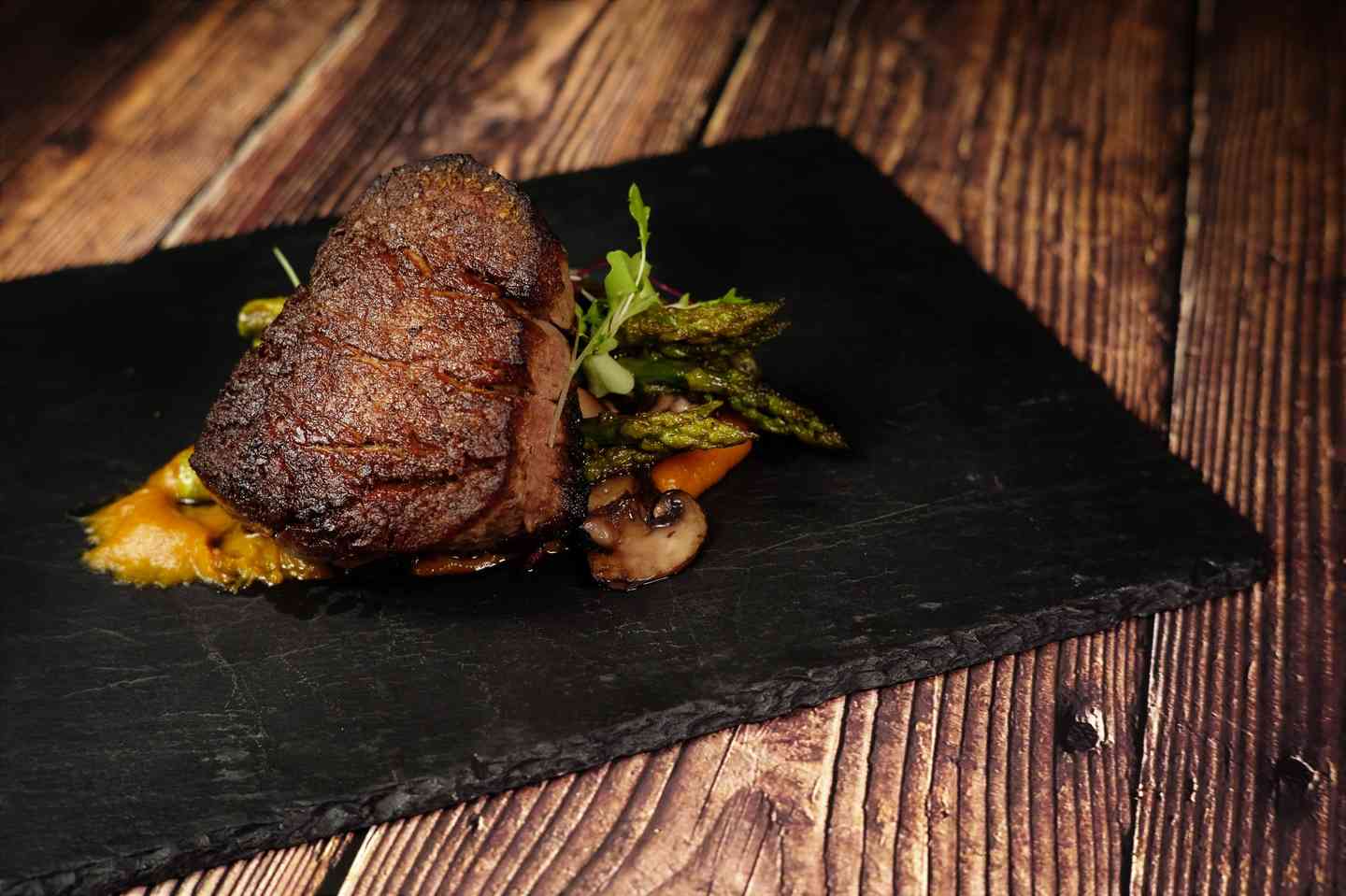 peppercorn crusted filet