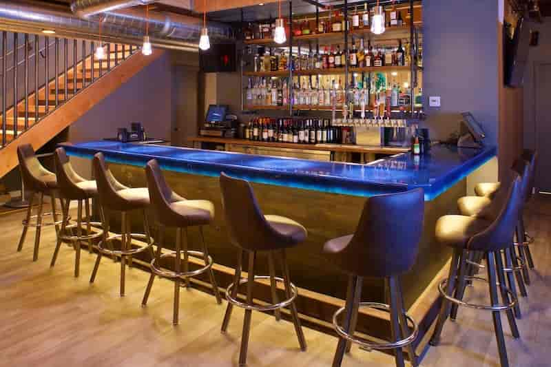 bar