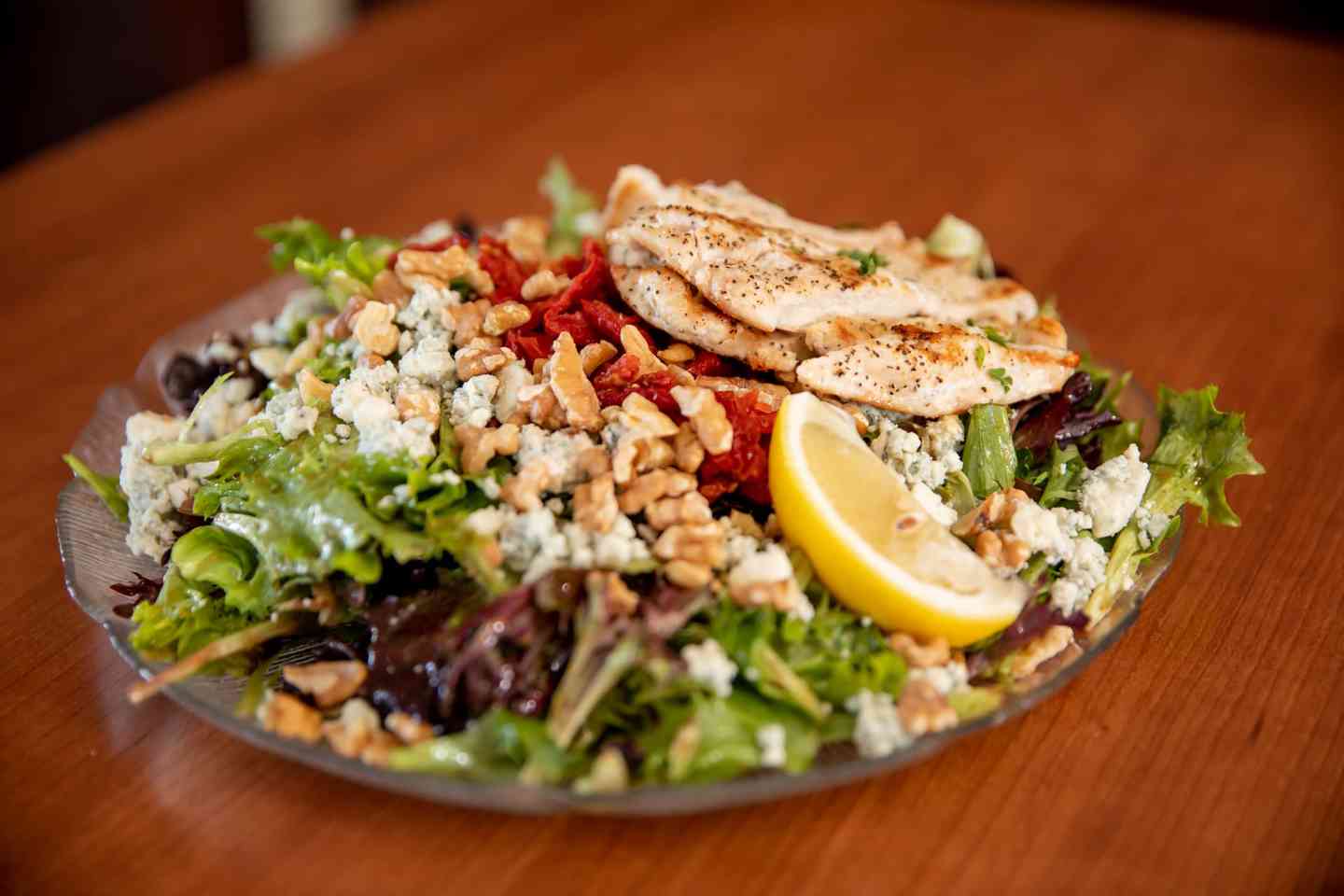 Walnut Gorgonzola Salad
