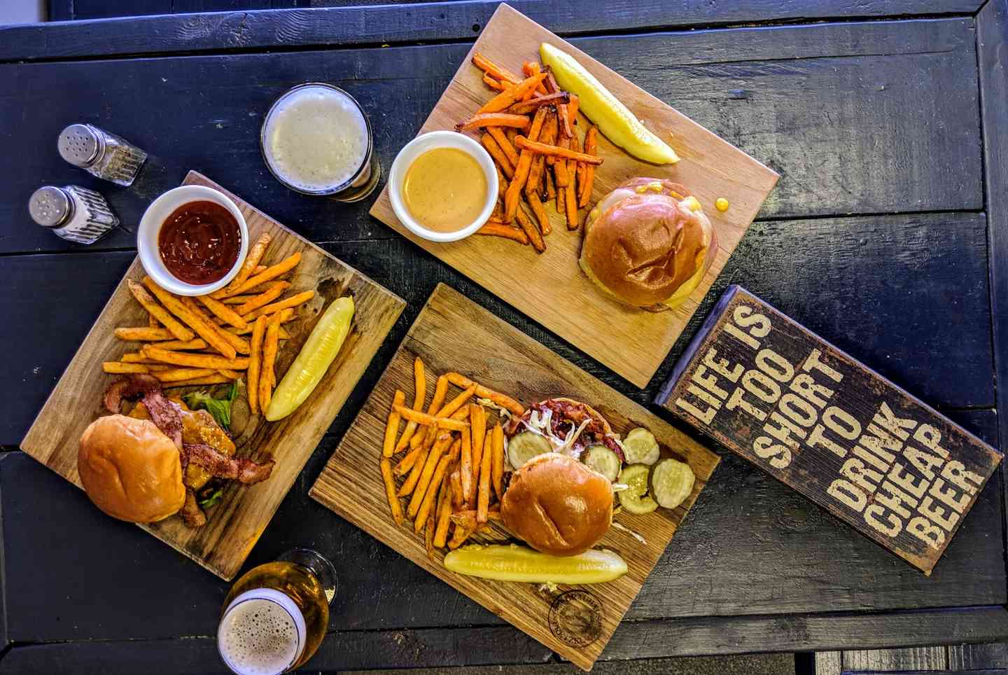 Food at Mammoth Oak