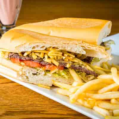 Pan Con Bistec