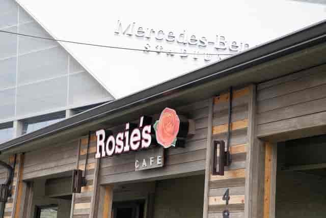 Standing Out From The Crowd At Rosie's Coffee Café