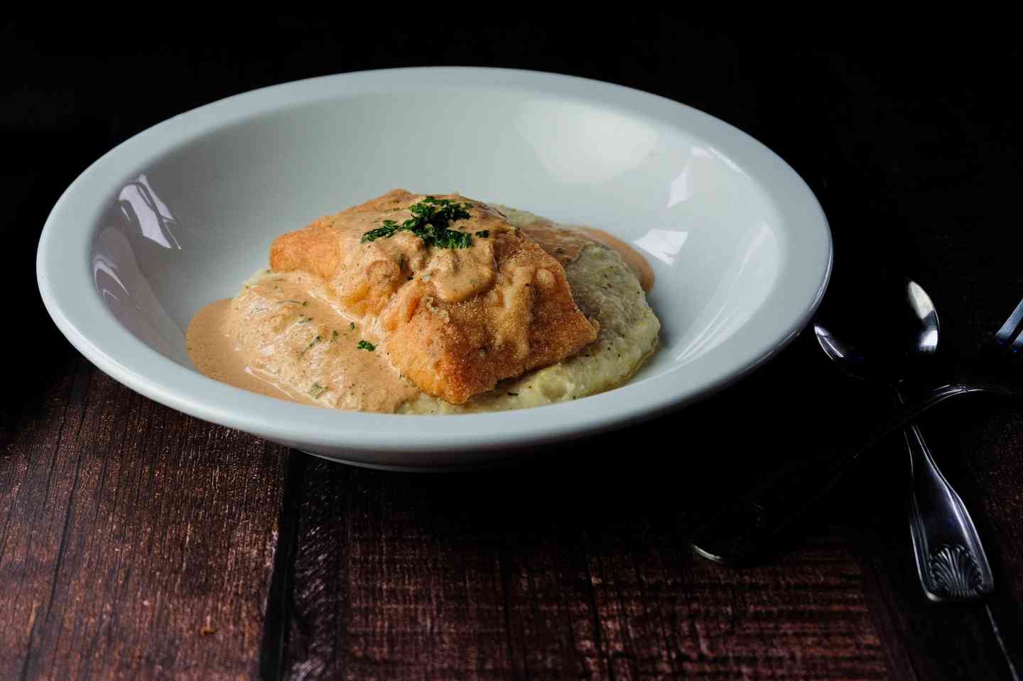 Salmon & Grits