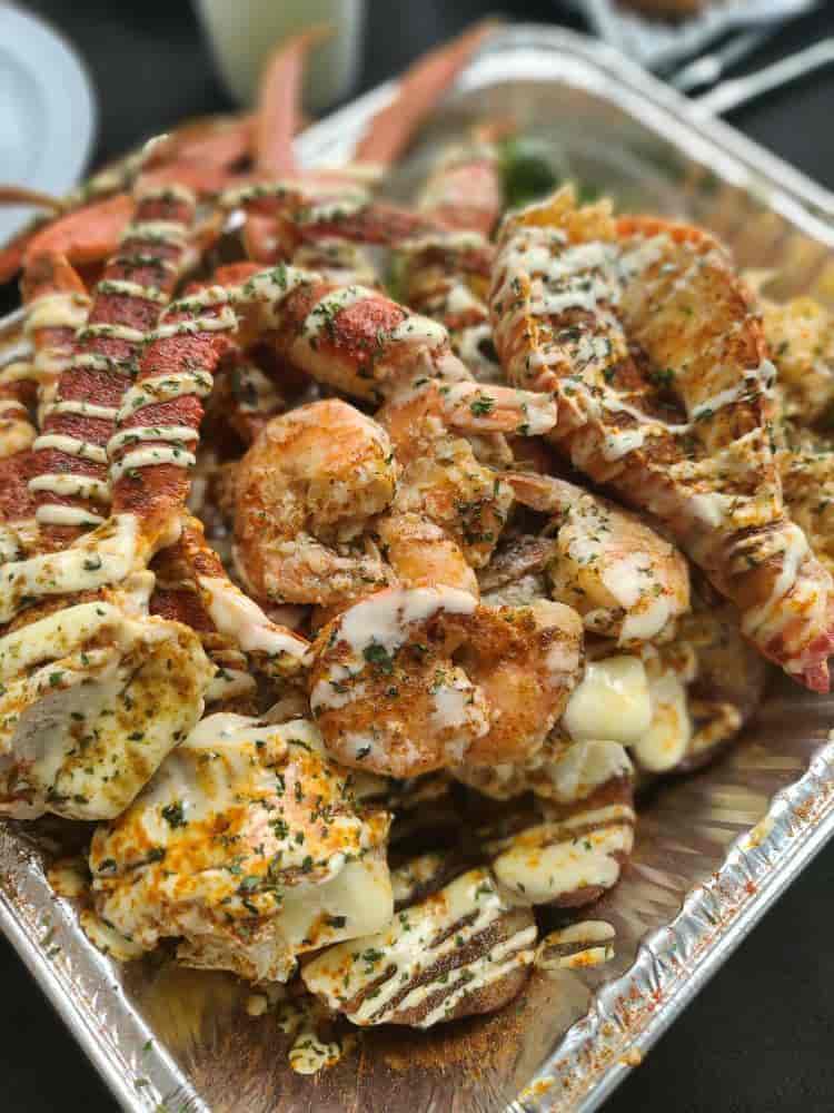 Q's Crackin'Trio Platter