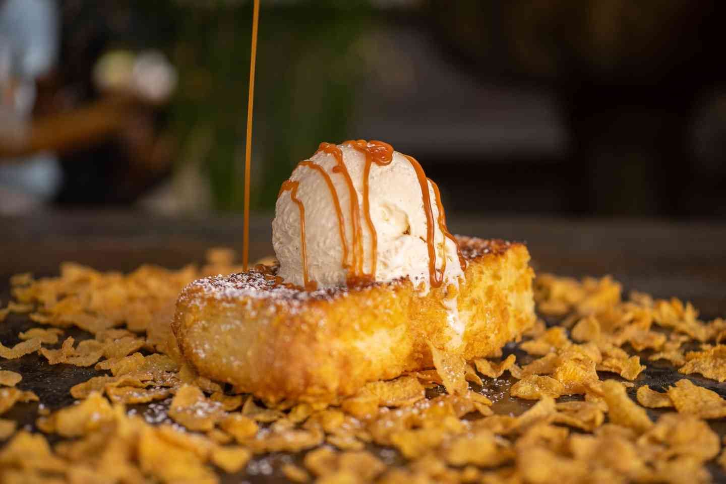 Crispy French Toast Dessert Home Restaurant Bar & Grill in Los