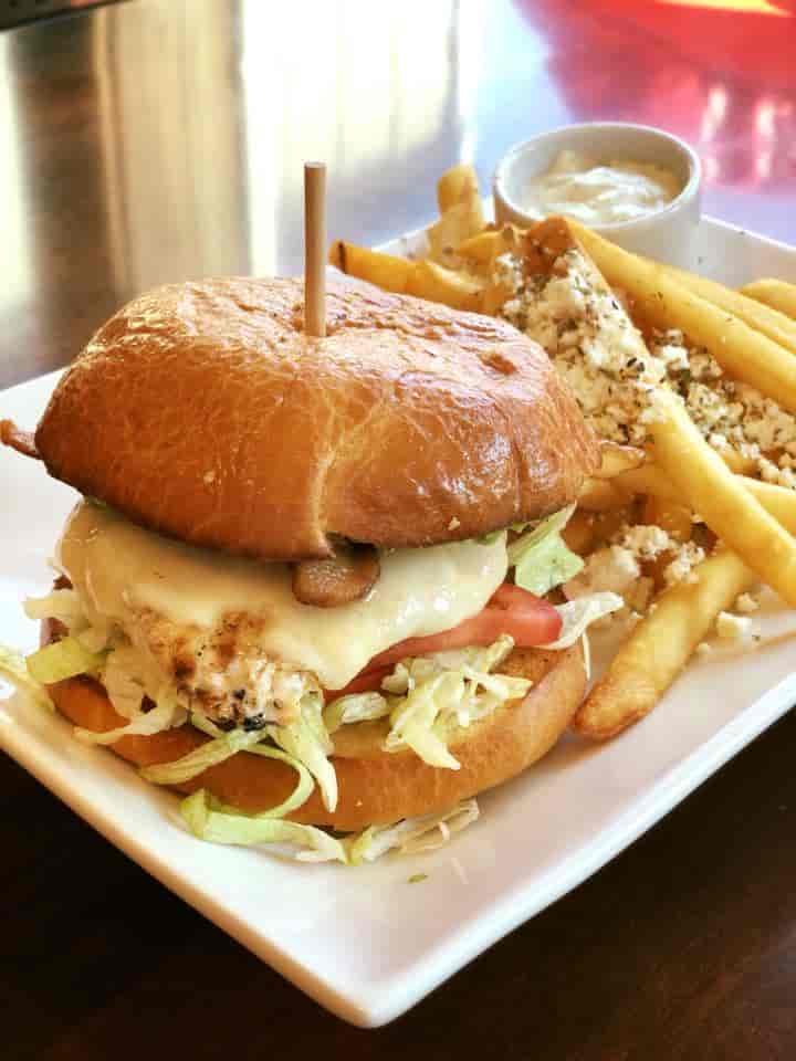 Kafé Neo Chicken Sandwich