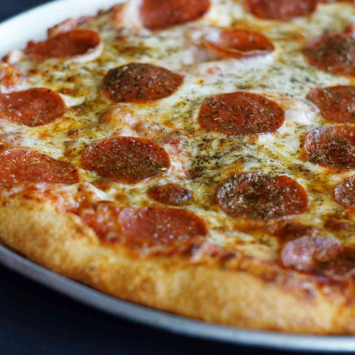 What Makes NY Pizza So Special? The Best New York Style Pizza in