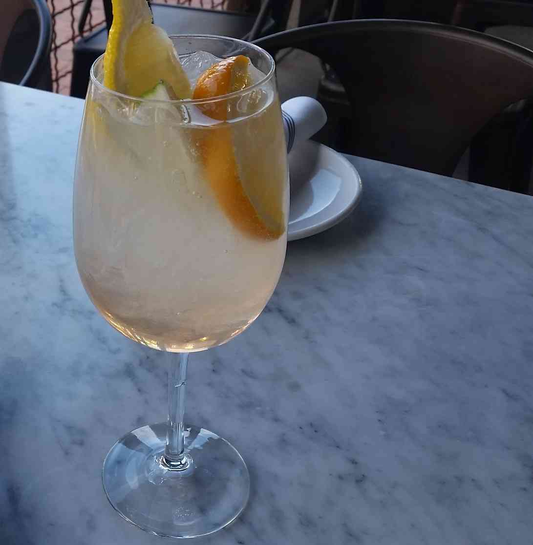 Sangria Blanca