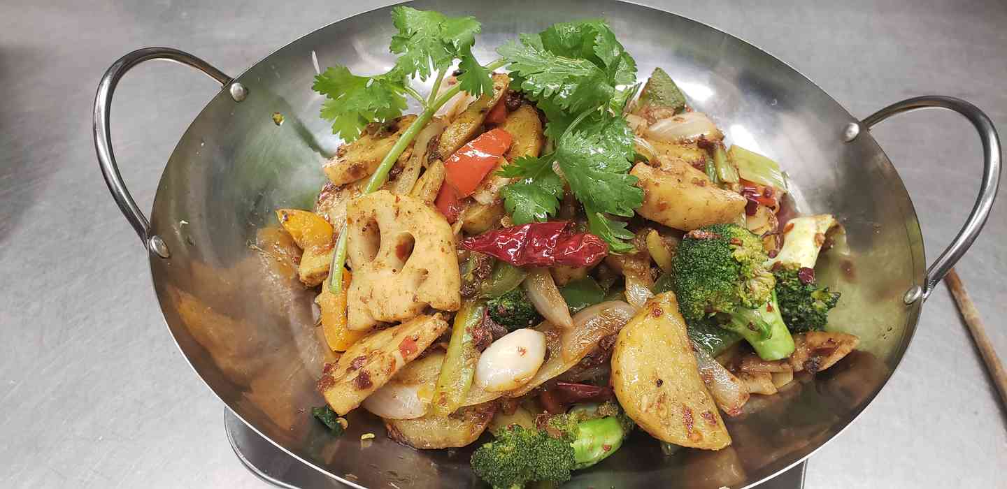 Ma-la dry hot pot 素干锅