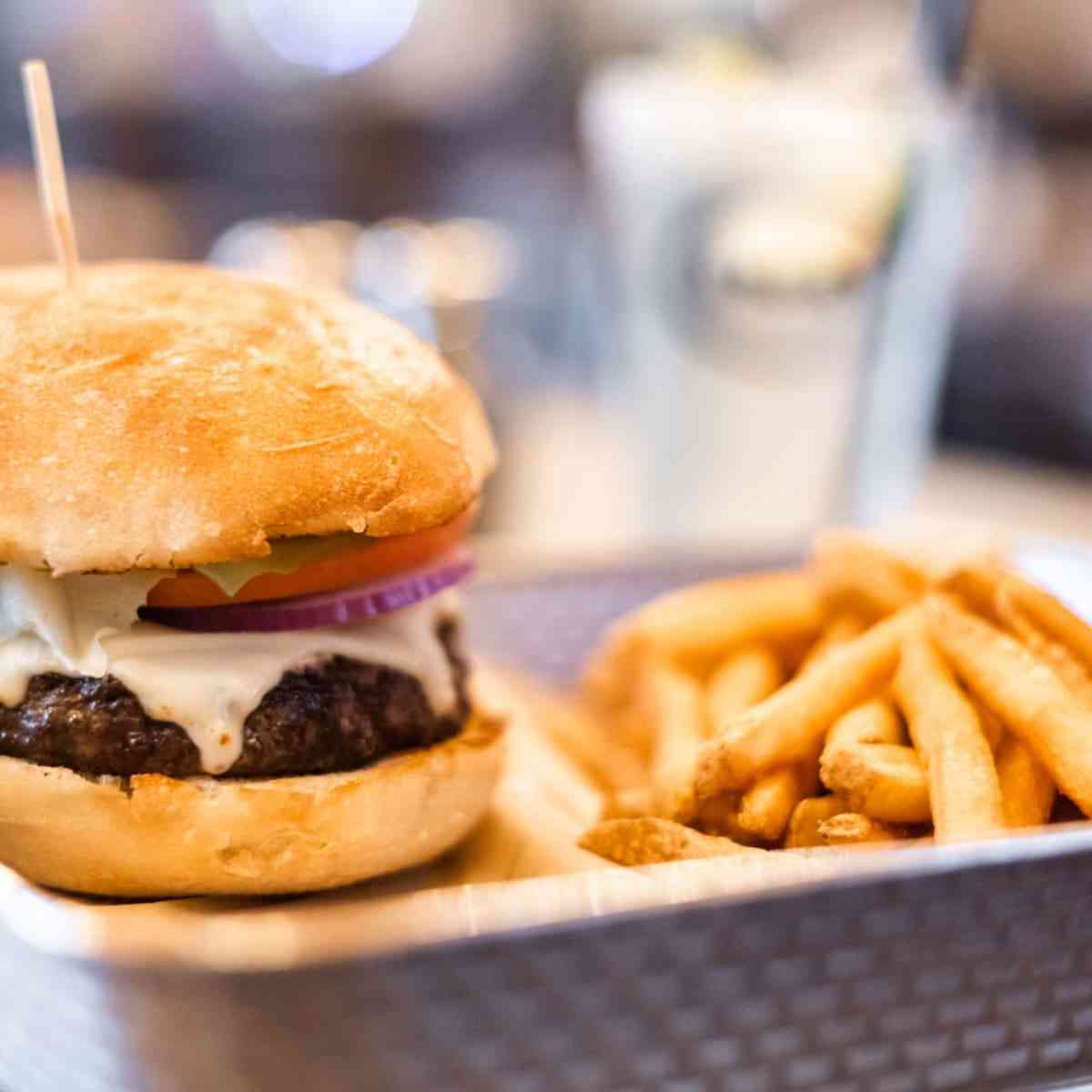 Video Valet Burger (1985-2000)