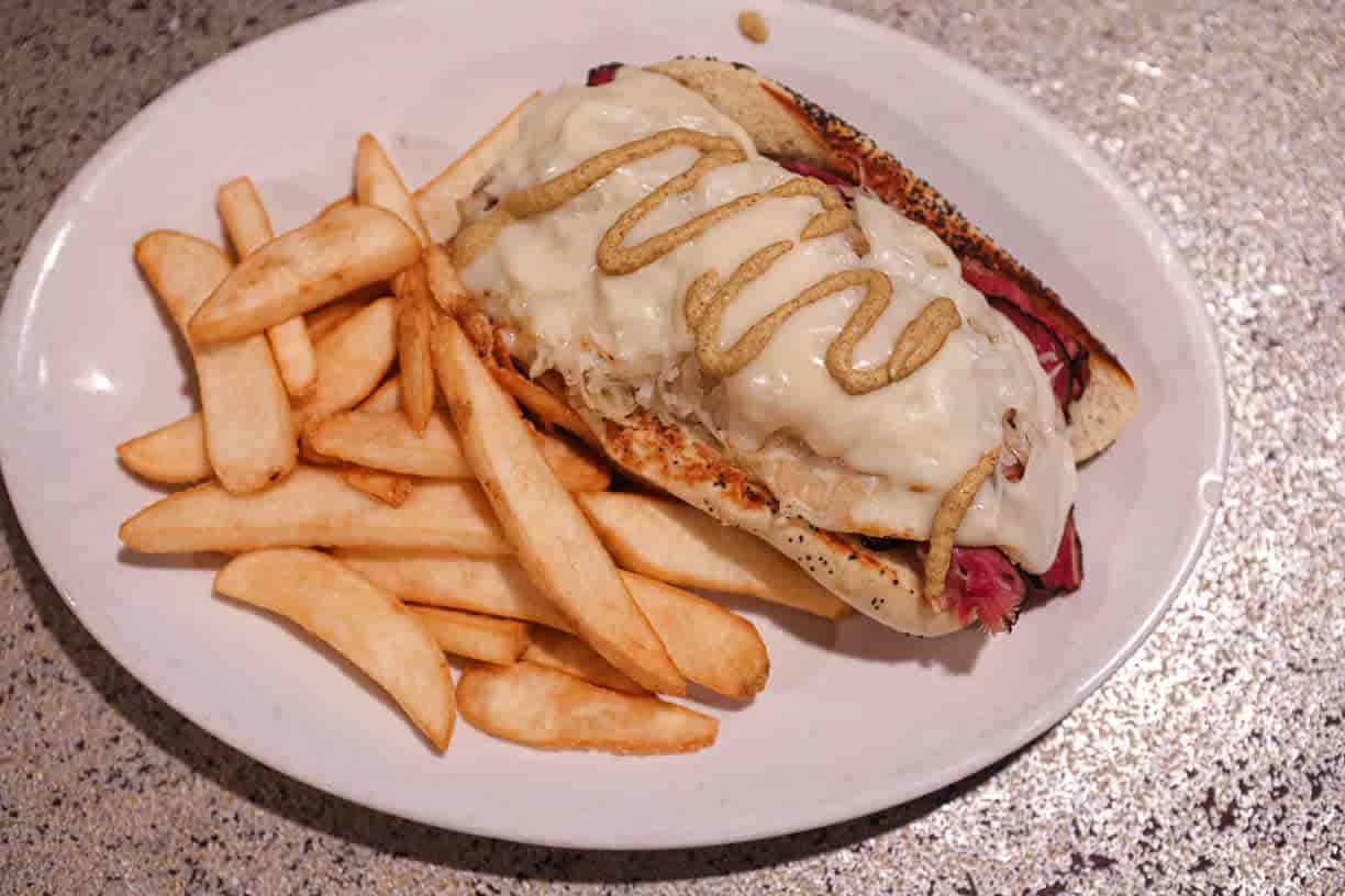 Brooklyn Pastrami Dog