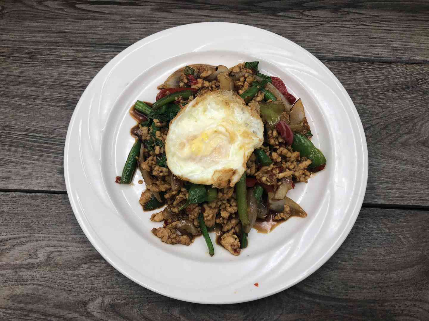 krapow moo dang thai food