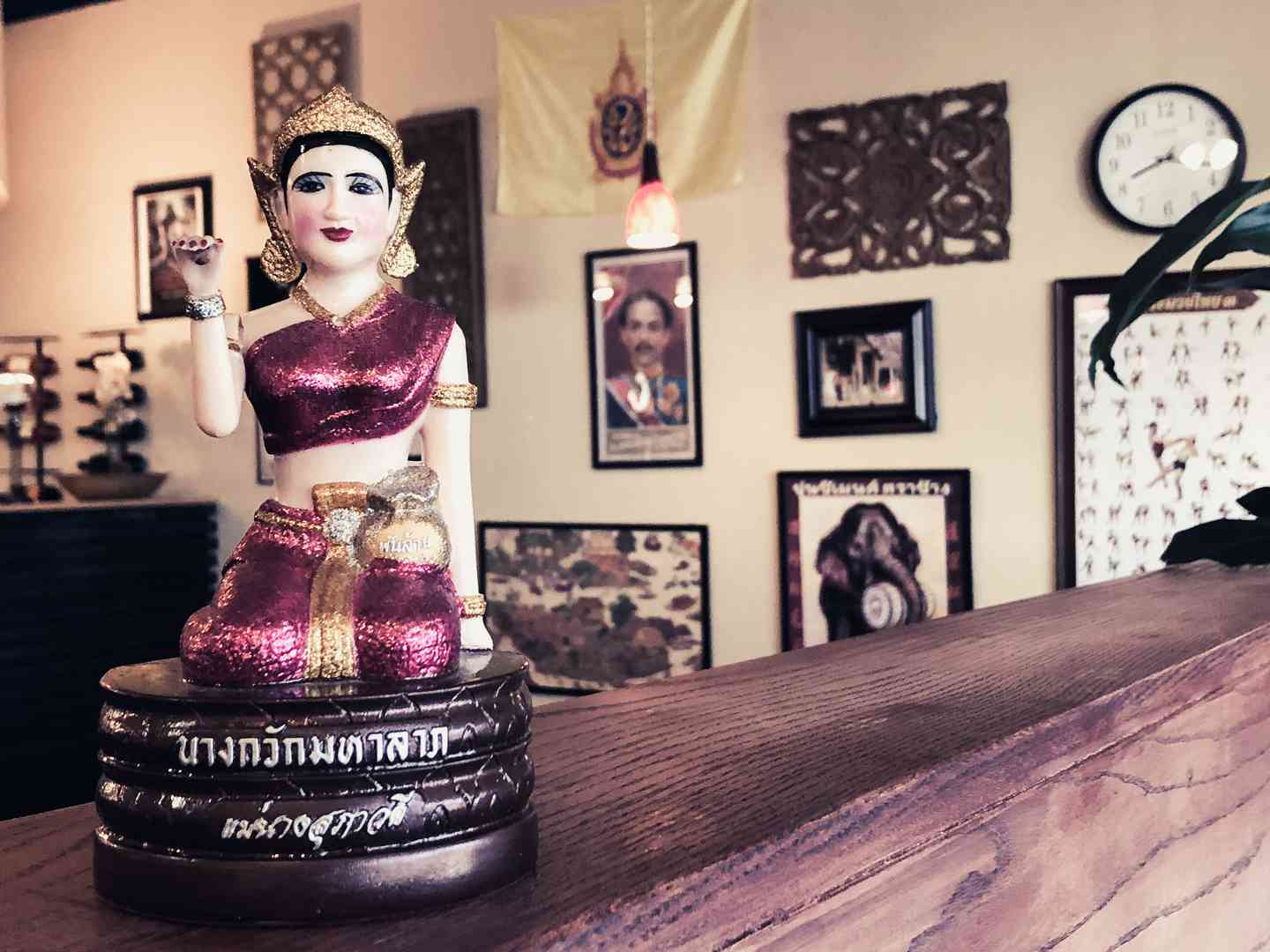 interior Moo Dang Thai Reno