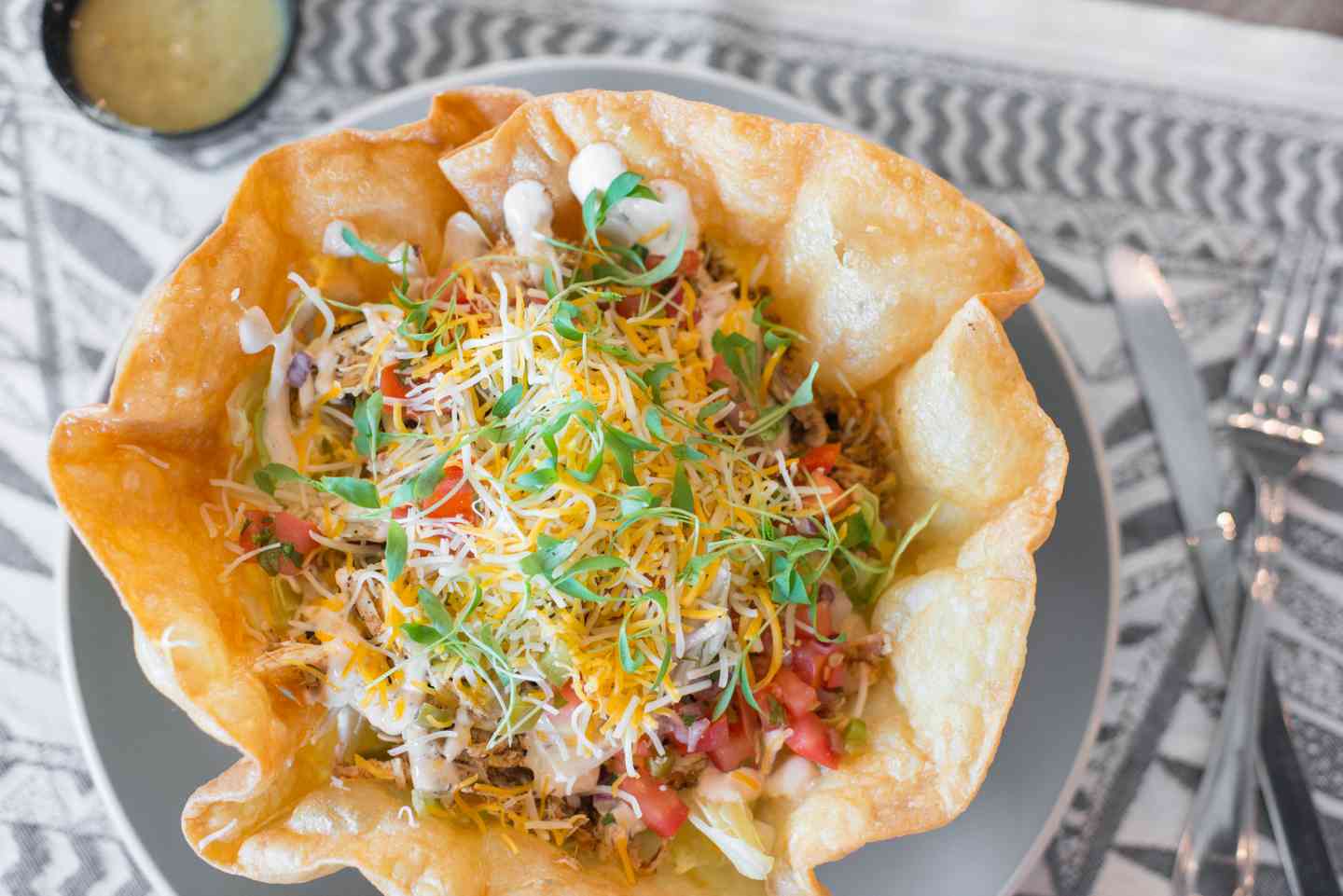 Tostada Grande