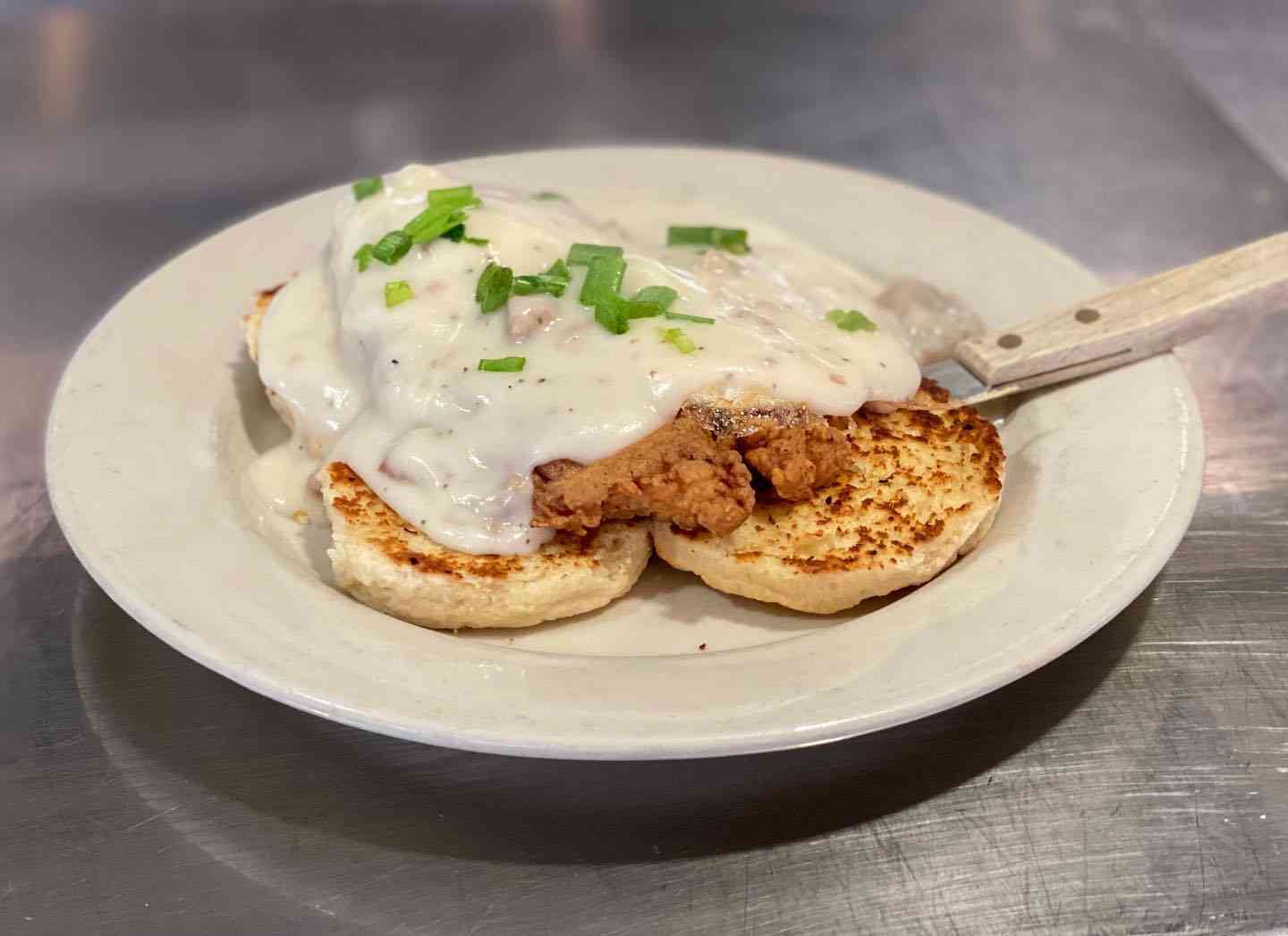 Chicken & Biscuits