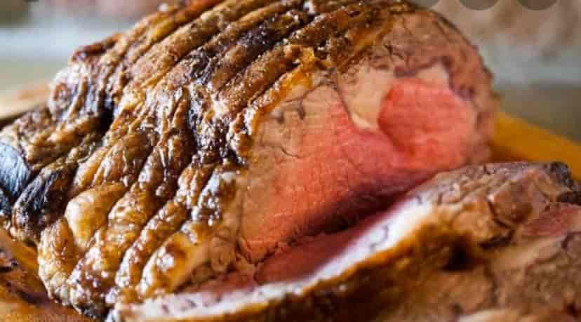 Prime Rib Family Meal feeds 4-6 ppl