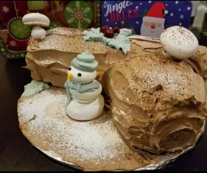 Buche de Noel (Yule Log)