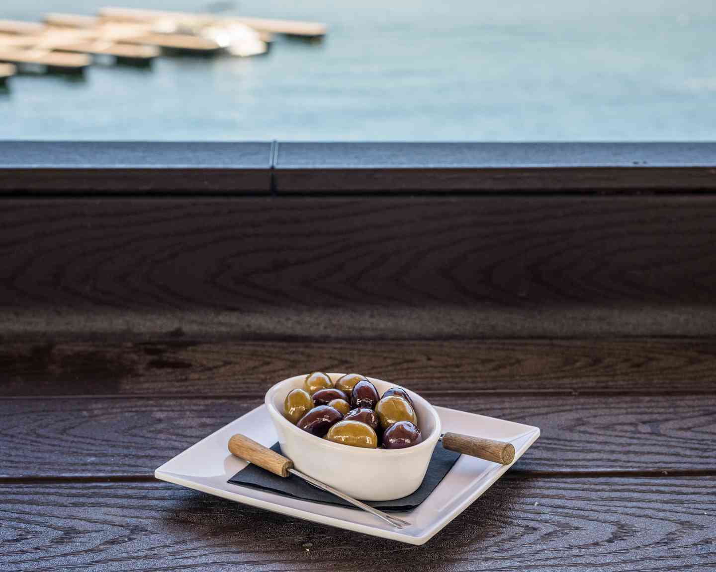 ITALIAN OLIVES