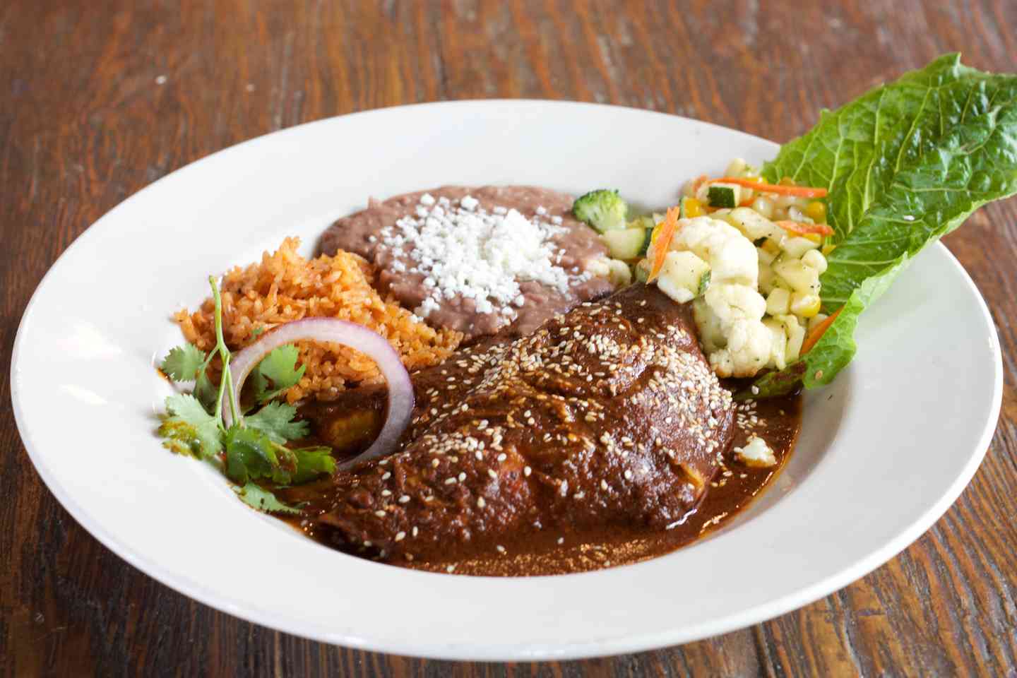 CHICKEN ENMOLADAS