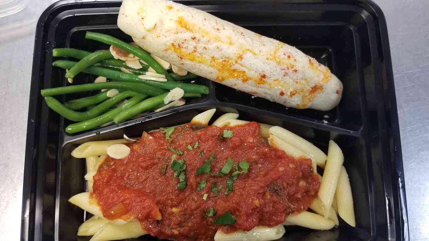 Penne Pasta with Marinara Sauce