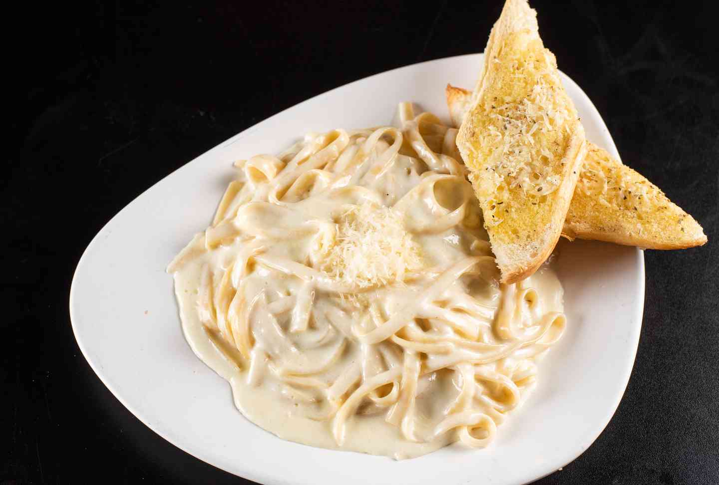 Fettuccine Alfredo
