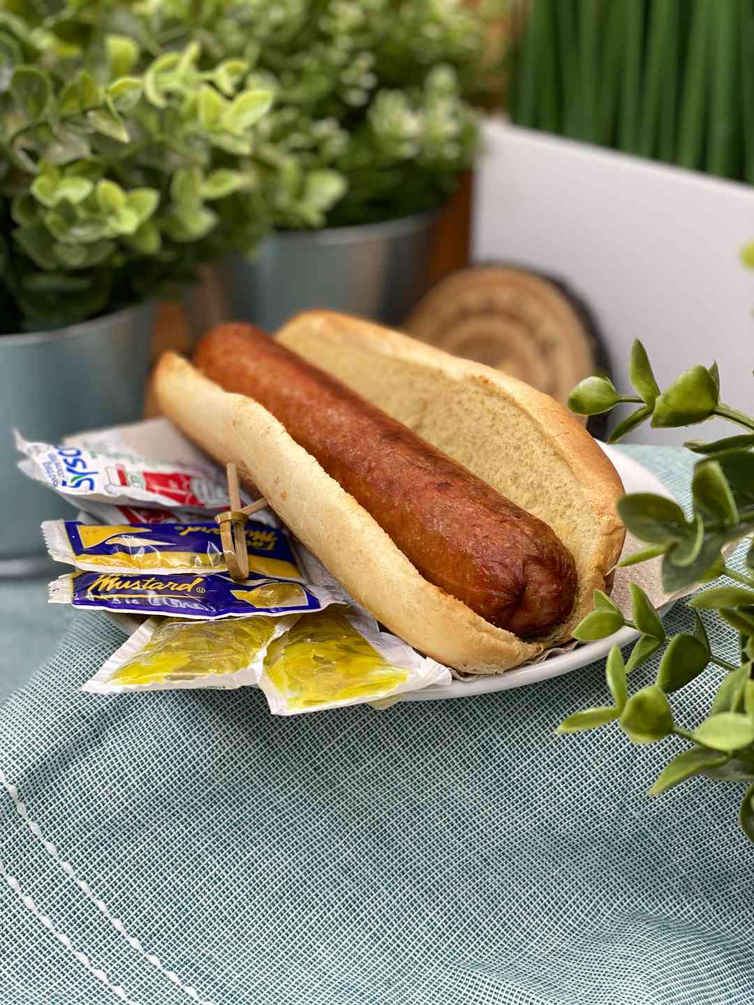 1/4 lb Hot Dog