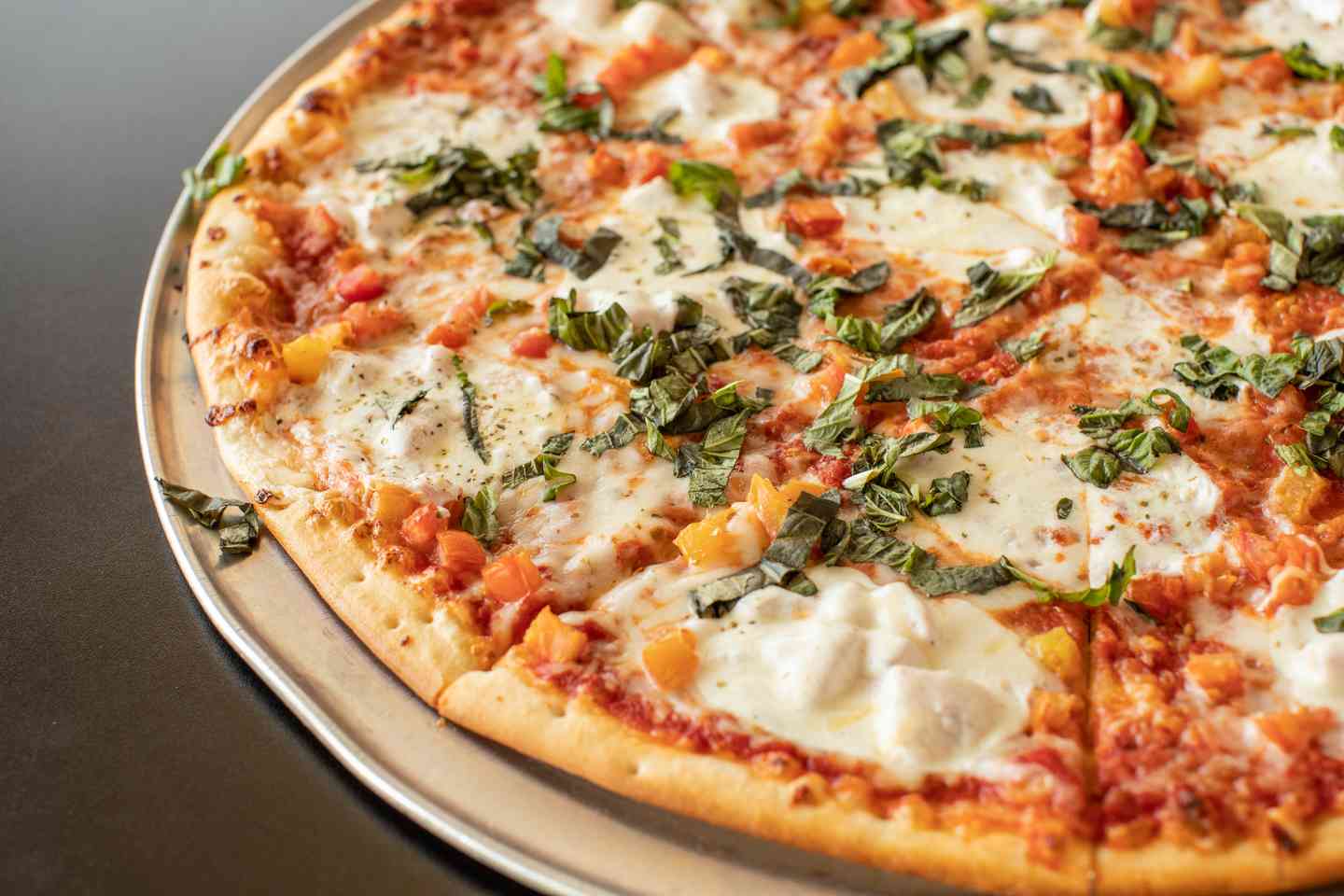 Caprese Pizza (Luigi's Fan Favorite) 12"