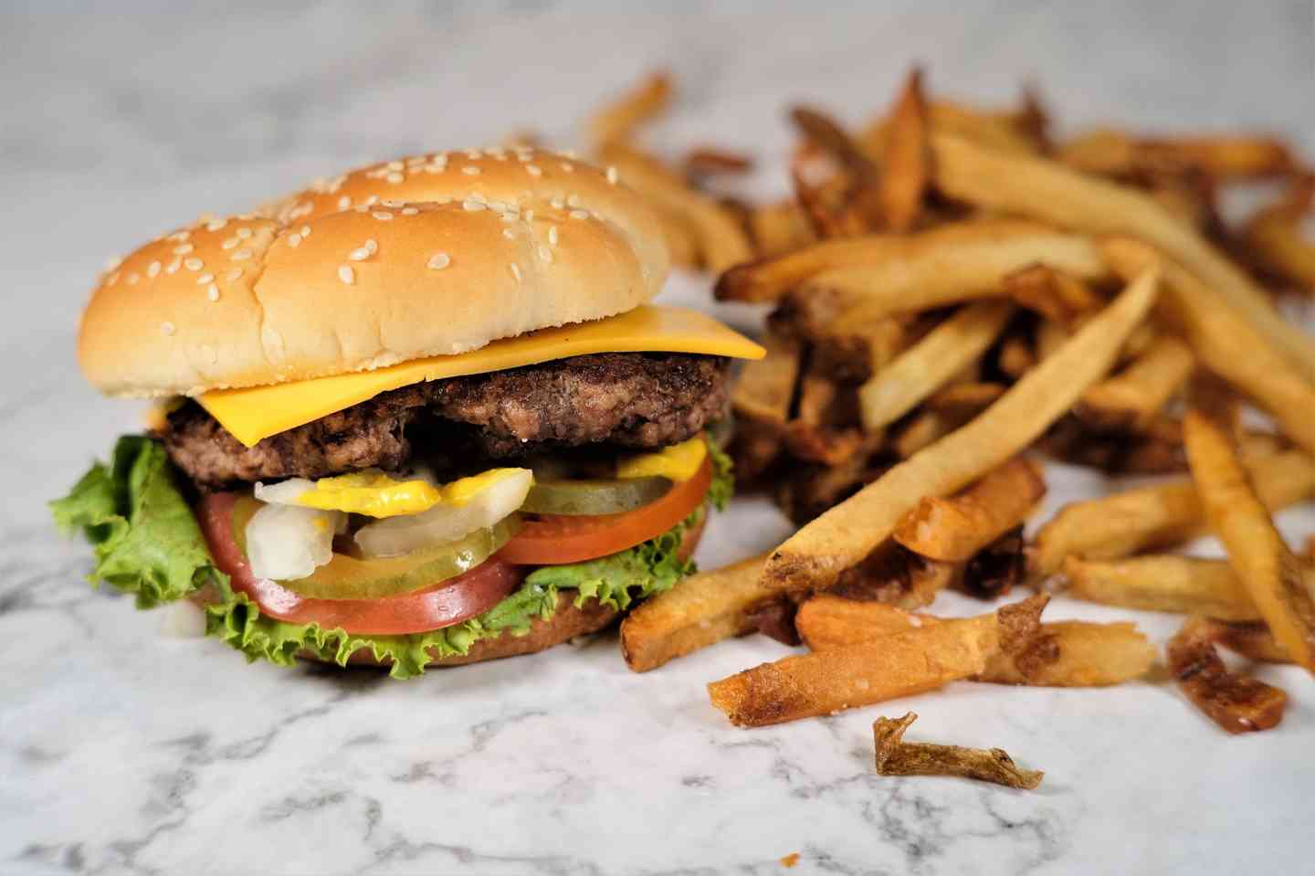 #1 US Angus Cheeseburger*