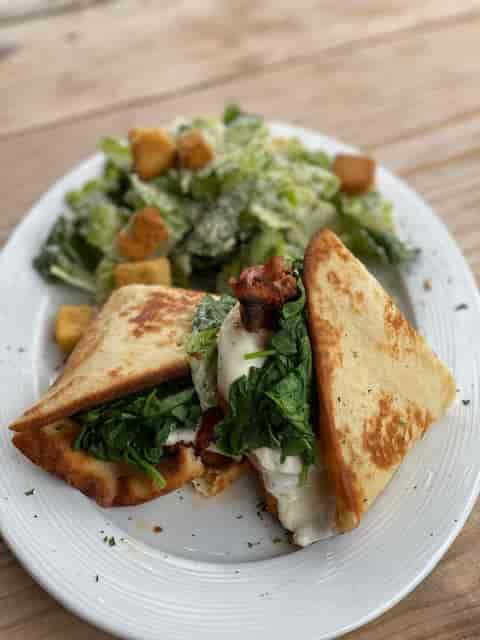 Luana' Spinach BLT