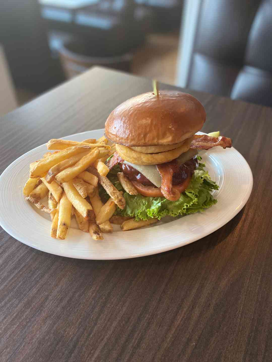 *BBQ Onion Strings Burger