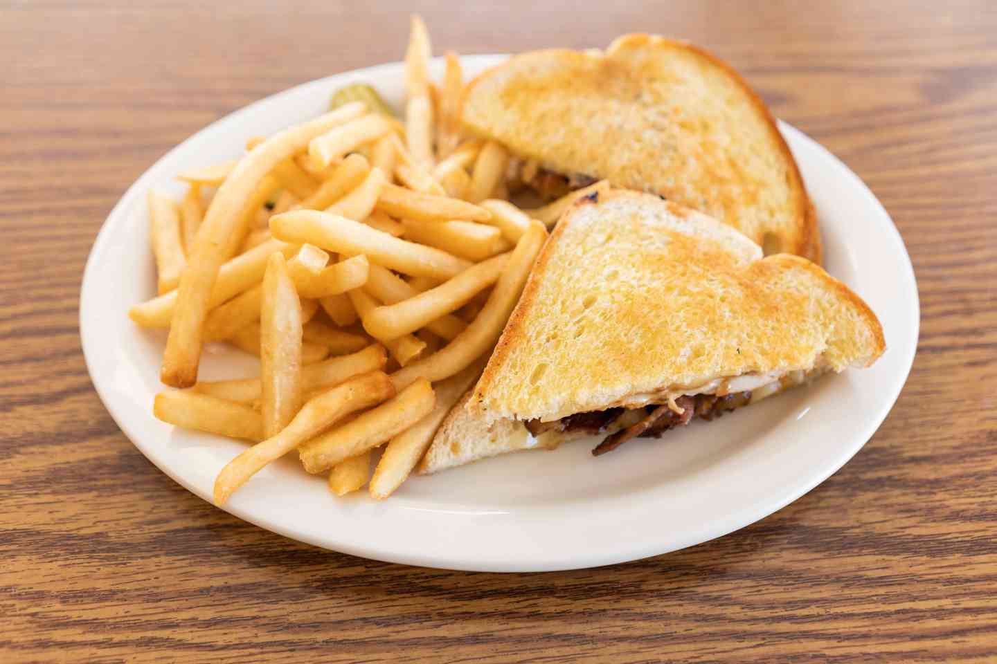 White Cheddar Chicken Melt