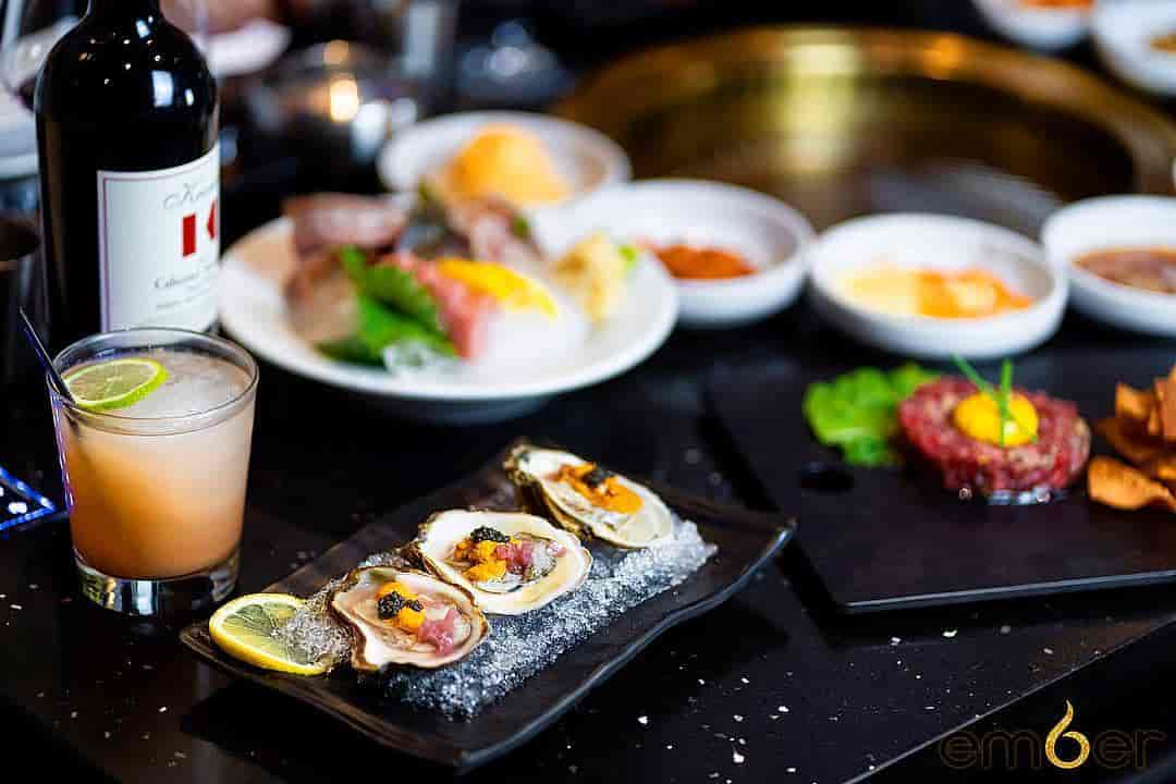Poseidon Snack, Steak Tartare, Mai Tai