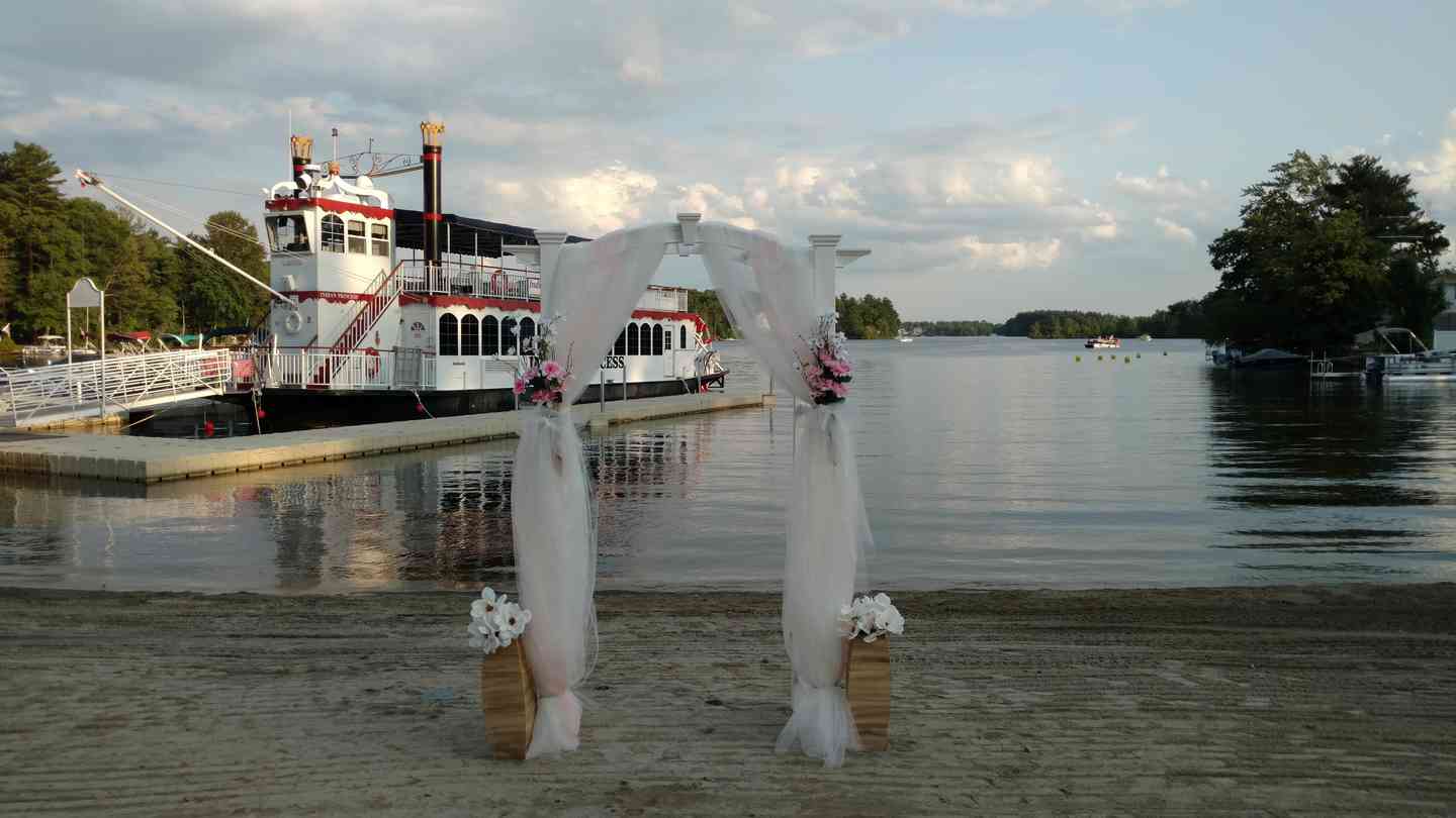 Outdoor weddings