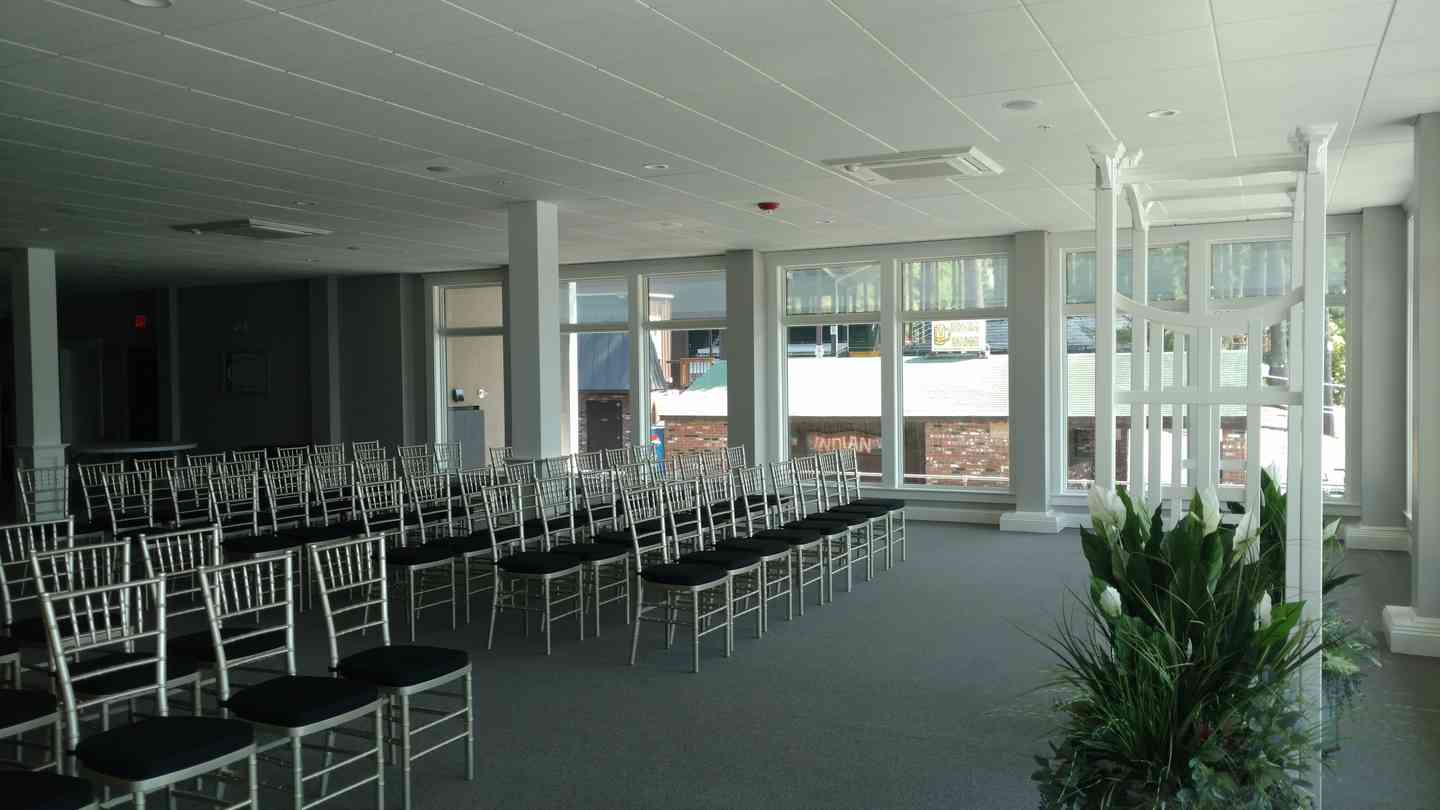 waterfront room