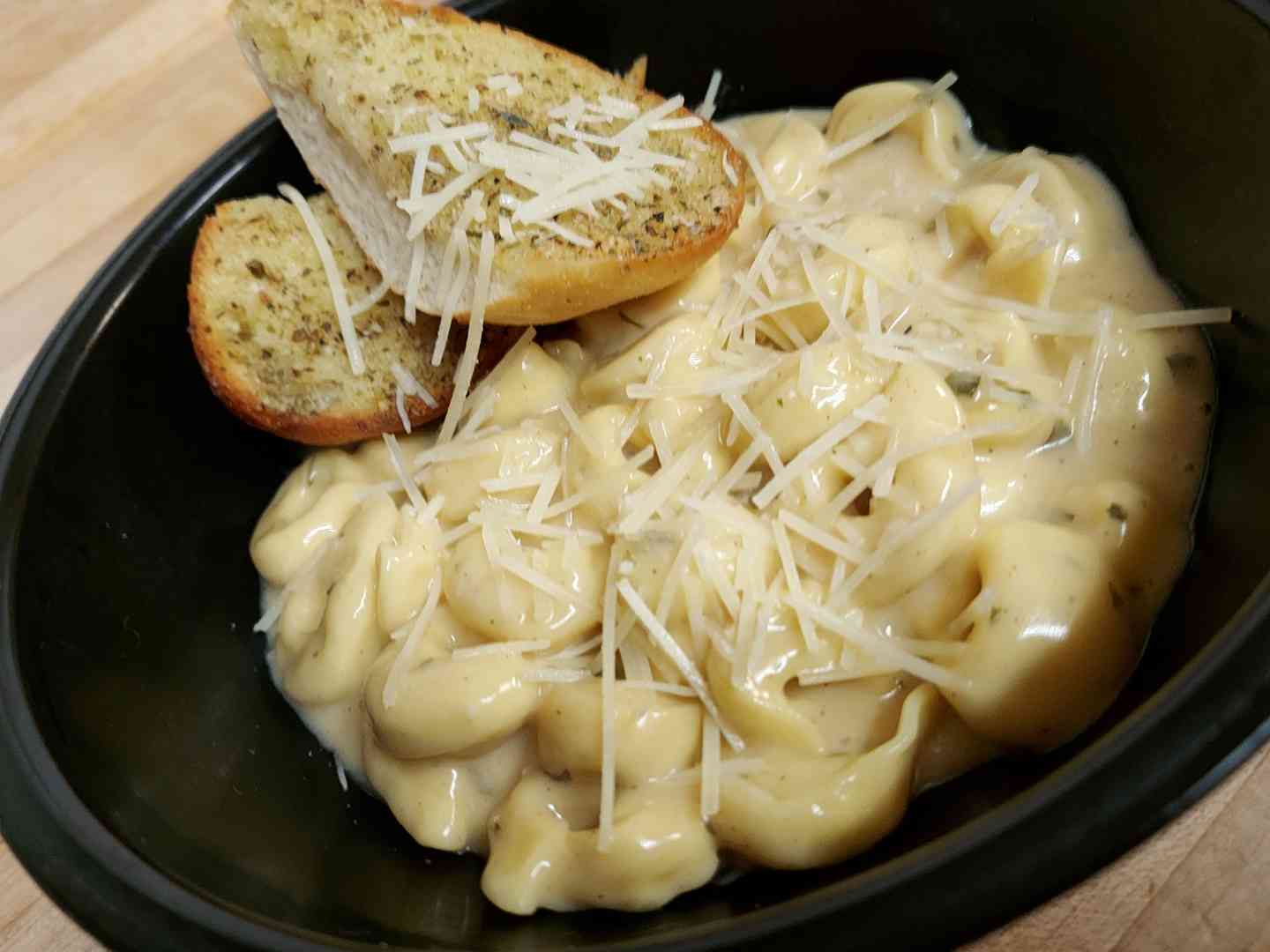 Tortellini Alfredo