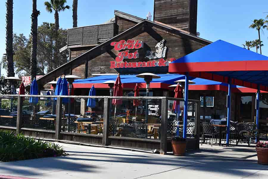 Front of Crab Pot Restaurant