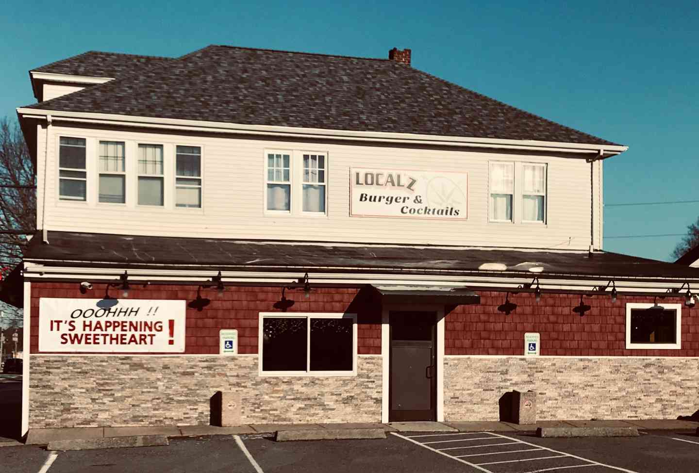 Localz Burger & Cocktails