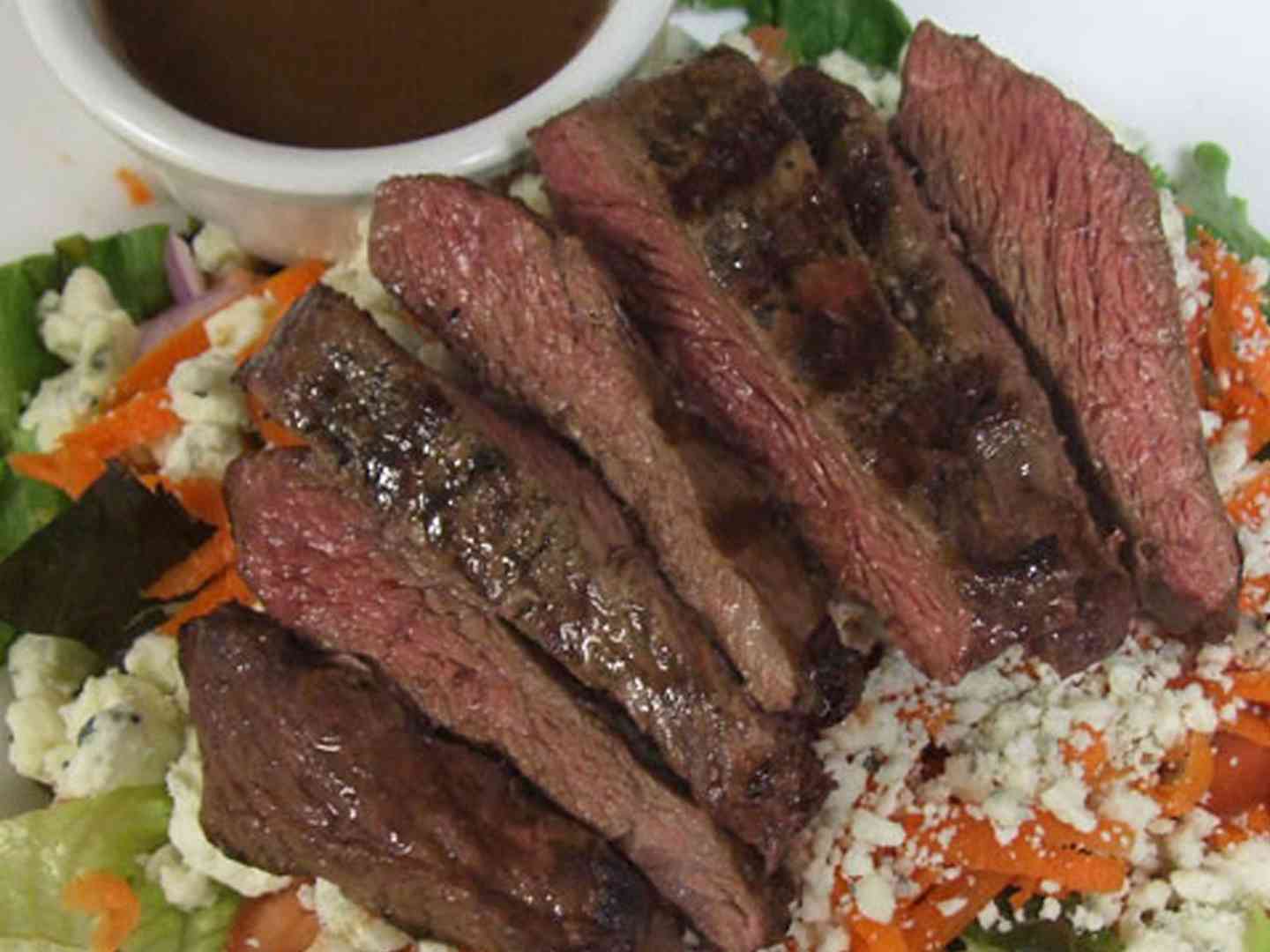 STEAK SALAD