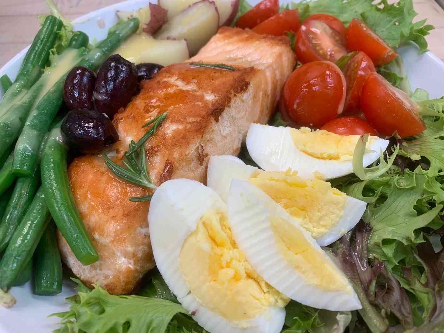 The Salmon Niçoise