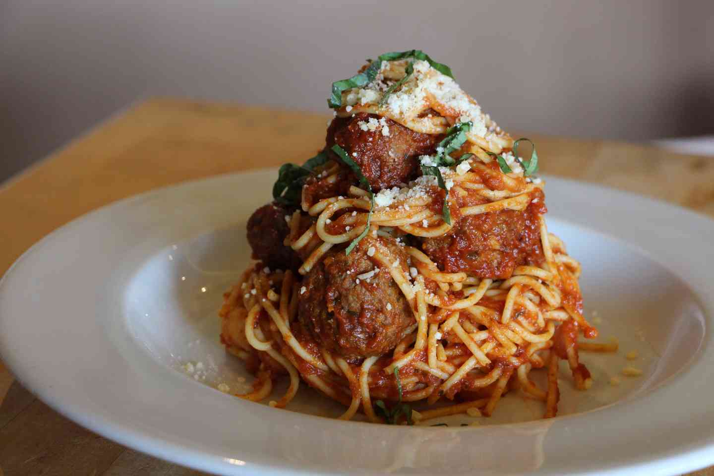 SPAGHETTI & MEATBALLS