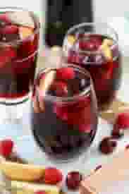 Red Sangria 16 ounce (no ice)